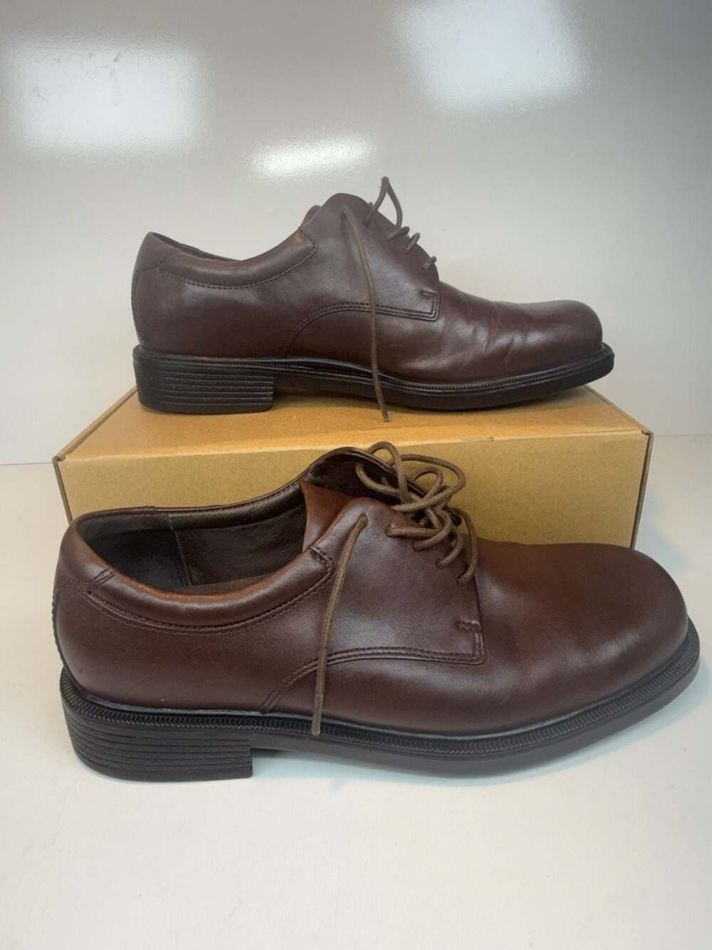 Rockport Margin Oxford Size 8.5M Brown Leather